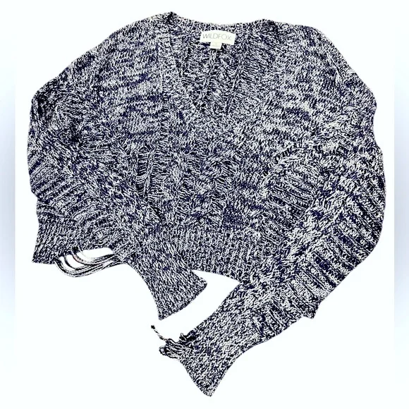 Wildfox Distressed Sweater Women S Blue White Knit V-neck Cropped - Picture 3 of 8